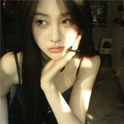 香闺春暖